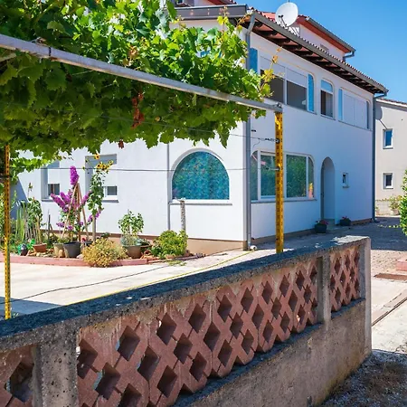 Stunning In With Wifi Daire